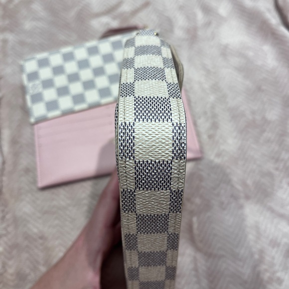 Louis Vuitton Félicie Pochette in Damier Azur Canvas - Picture 10 of 16